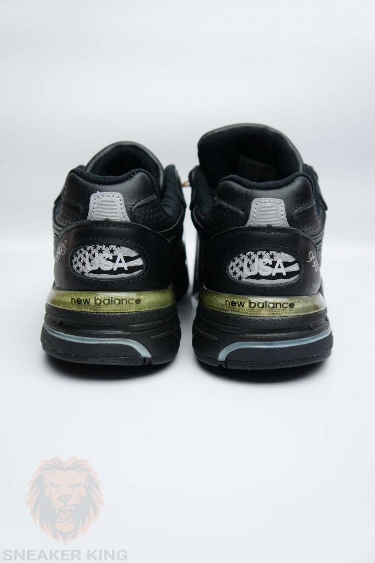 Кросівки New Balance MR 993 LBK
